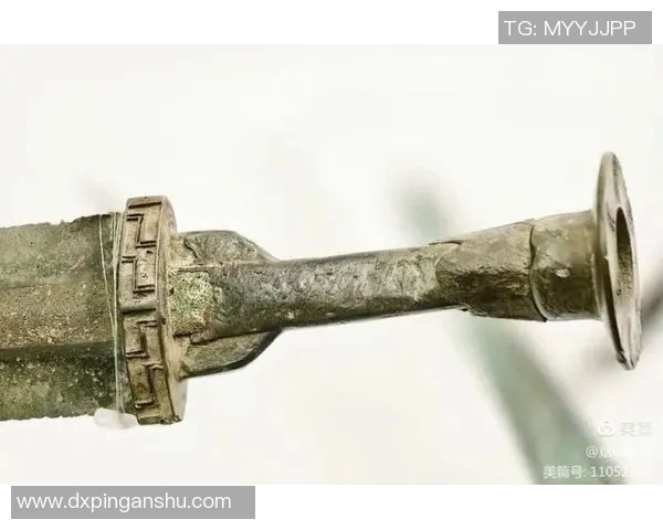 箭与剑的较量：古代武器的智慧与力量之争